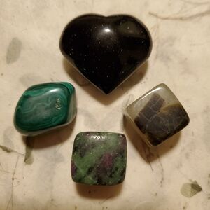 Green Sandstone Heart Crystal With Real Malachite & More